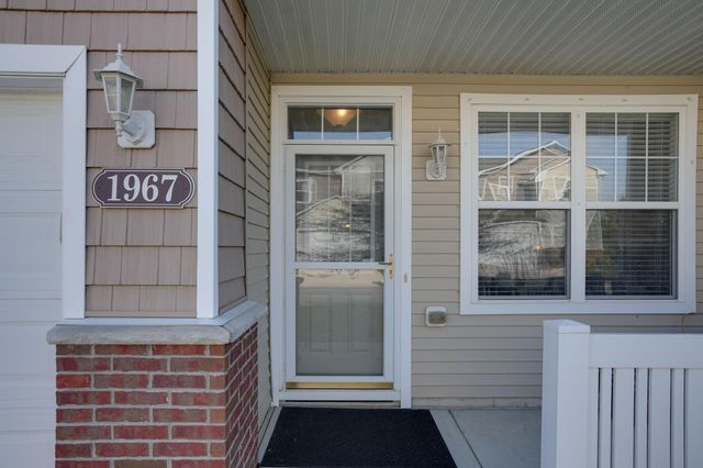 1967 Sierra Drive 303, Hastings, MN 55033