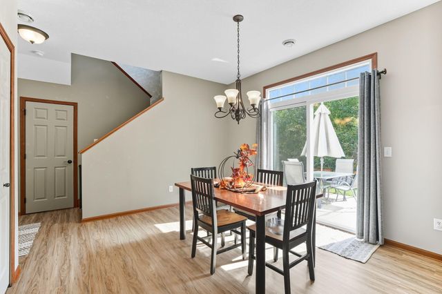 1967 Sierra Drive 303, Hastings, MN 55033