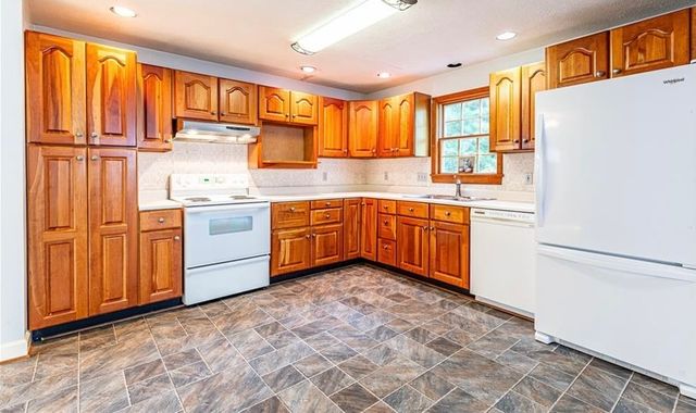 109 Cloverland Drive, Brighton, NY 14610