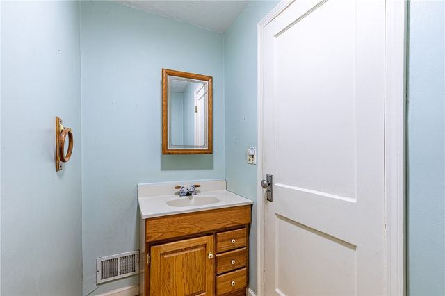 109 Cloverland Drive, Brighton, NY 14610