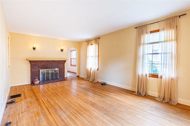 109 Cloverland Drive, Brighton, NY 14610