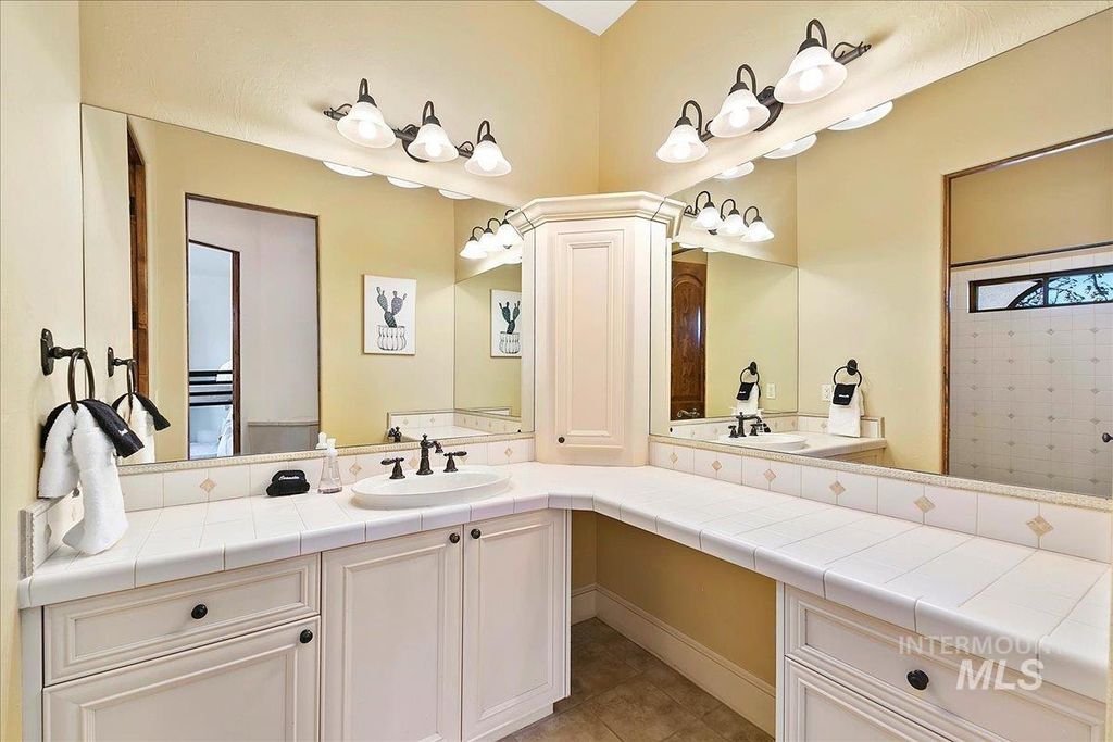 4800 E Wild Horse Lane, Boise, ID 83712 photo 32