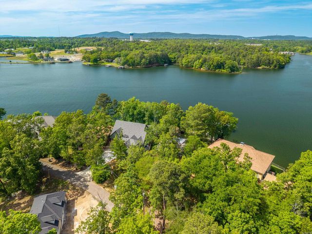 110 Bayview Point, Hot Springs, AR 71901