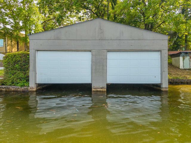 110 Bayview Point, Hot Springs, AR 71901
