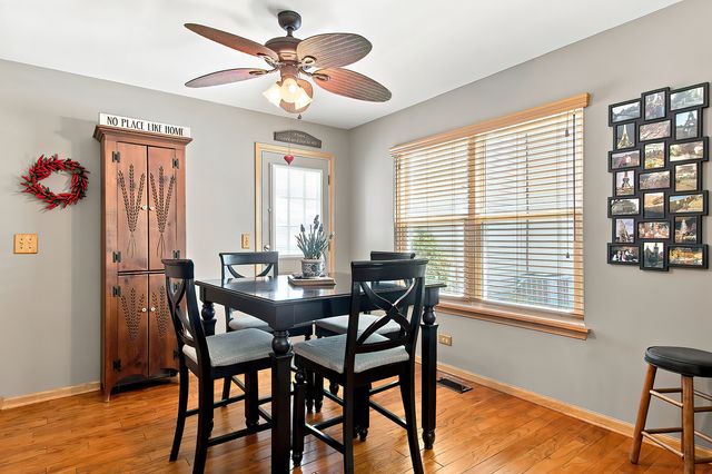 783 Manor Road, Crystal Lake, IL 60014