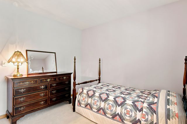783 Manor Road, Crystal Lake, IL 60014