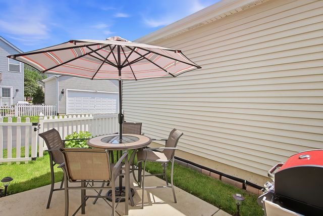 783 Manor Road, Crystal Lake, IL 60014
