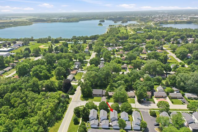 783 Manor Road, Crystal Lake, IL 60014