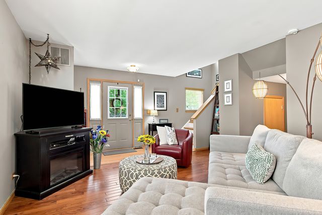 783 Manor Road, Crystal Lake, IL 60014