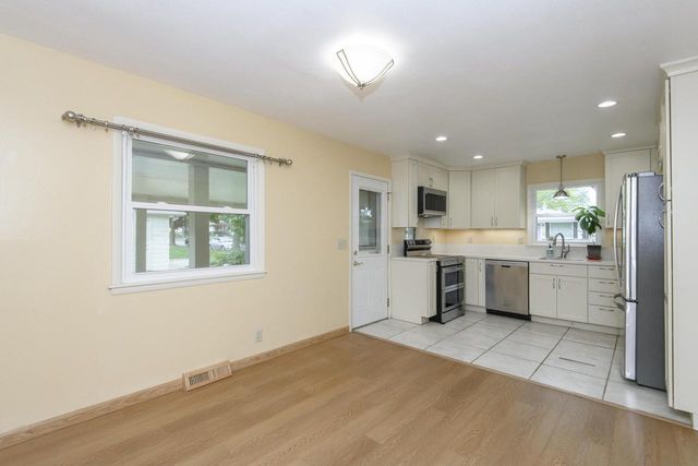3725 S Marcy STREET, Milwaukee, WI 53220