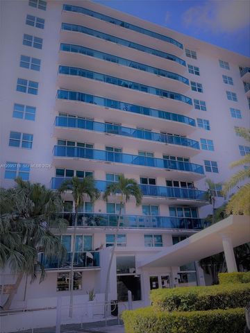 7501 E Treasure Drive 3P, North Bay Village, FL 33141