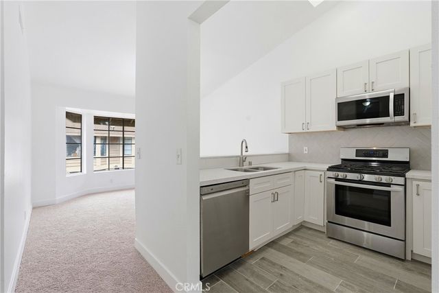 11350 Foothill 35, Sylmar, CA 91342