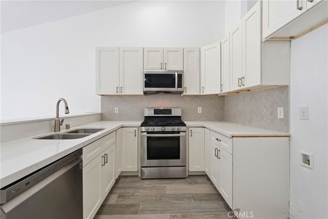 11350 Foothill 35, Sylmar, CA 91342