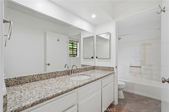 11350 Foothill 35, Sylmar, CA 91342