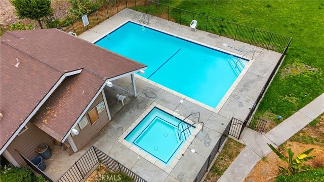 11350 Foothill 35, Sylmar, CA 91342