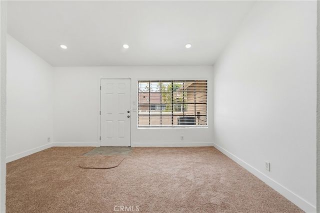 11350 Foothill 35, Sylmar, CA 91342