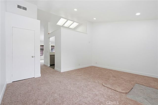 11350 Foothill 35, Sylmar, CA 91342