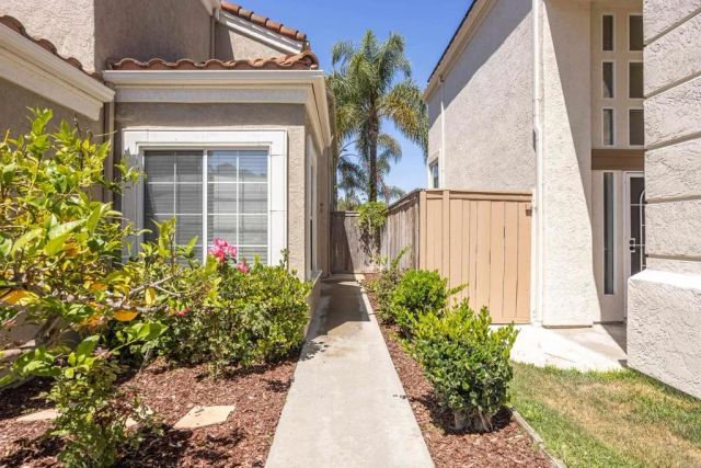 1575 Corte Daniel, Oceanside, CA 92056