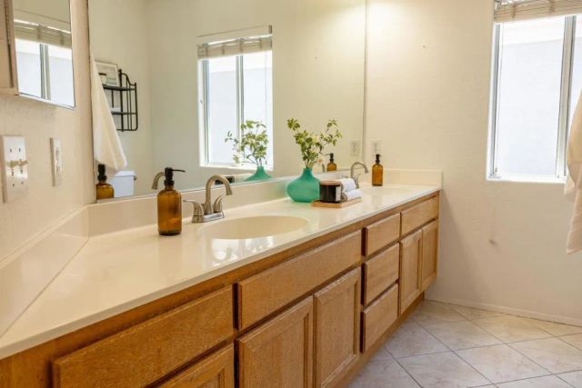 1575 Corte Daniel, Oceanside, CA 92056