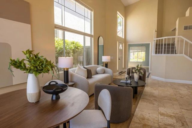 1575 Corte Daniel, Oceanside, CA 92056