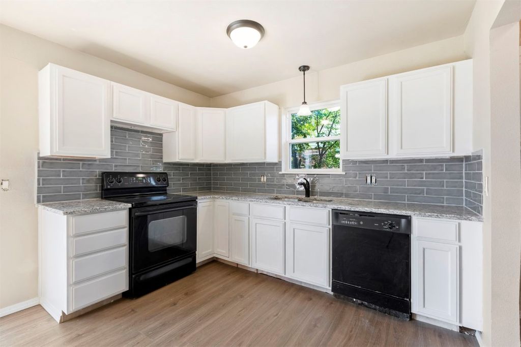 13925 N Everest Avenue, Edmond, OK 73013