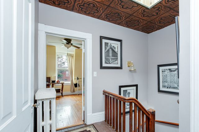 11349 S Saint Lawrence Avenue, Chicago, IL 60628