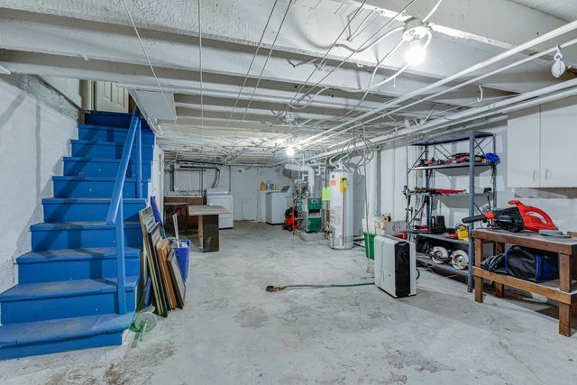 11349 S Saint Lawrence Avenue, Chicago, IL 60628