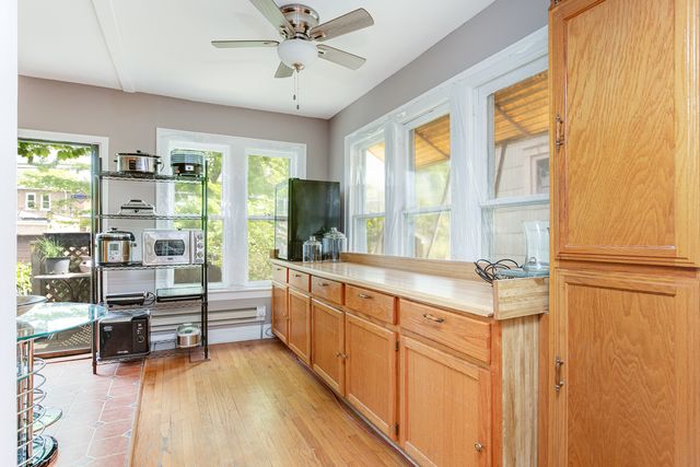 11349 S Saint Lawrence Avenue, Chicago, IL 60628