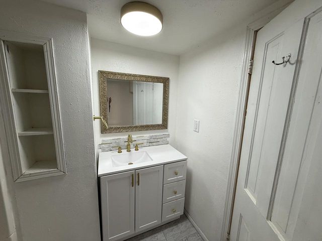 420 N 5th STREET, Manitowoc, WI 54220