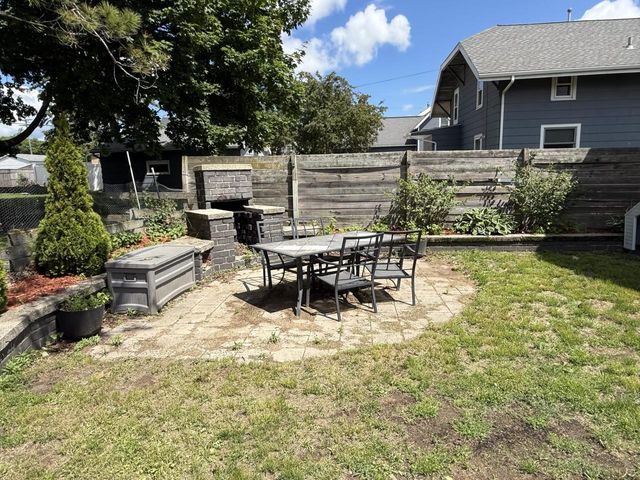 420 N 5th STREET, Manitowoc, WI 54220