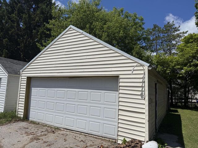 420 N 5th STREET, Manitowoc, WI 54220