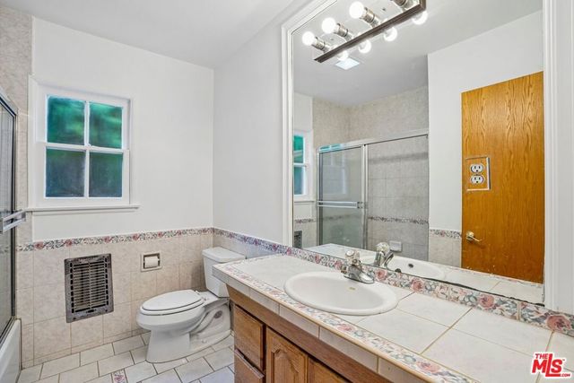 4792 Excelente Drive, Los Angeles, CA 91364