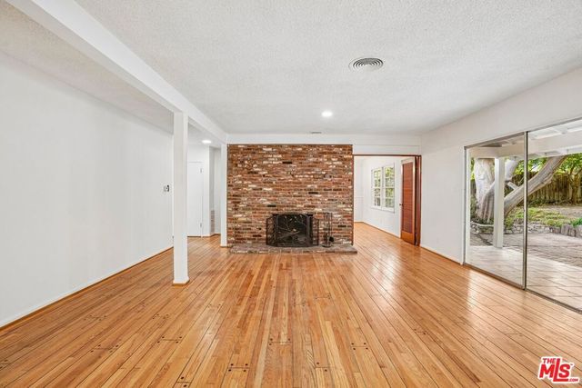 4792 Excelente Drive, Los Angeles, CA 91364