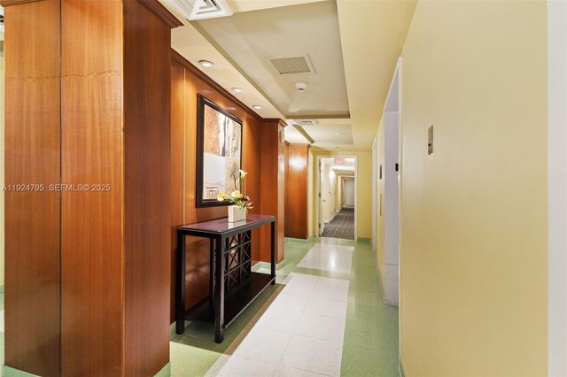 1755 E Hallandale Beach Blvd 501E, Hallandale Beach, FL 33009