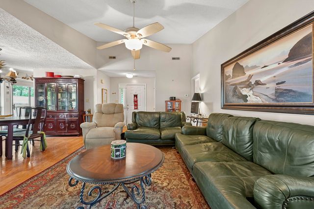 814 Willow Trace, Myrtle Beach, SC 29572