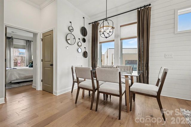 6343 Southgrove Street, Charlotte, NC 28277