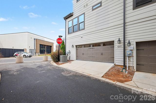 6343 Southgrove Street, Charlotte, NC 28277