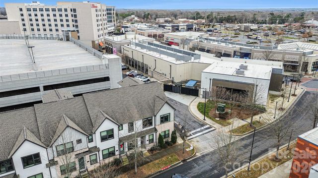 6343 Southgrove Street, Charlotte, NC 28277