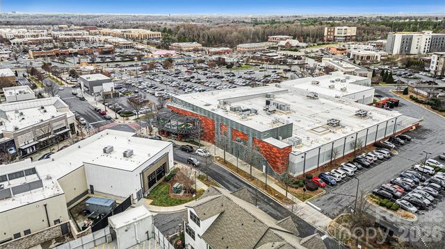 6343 Southgrove Street, Charlotte, NC 28277