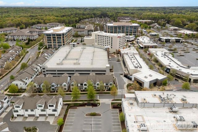 6343 Southgrove Street, Charlotte, NC 28277