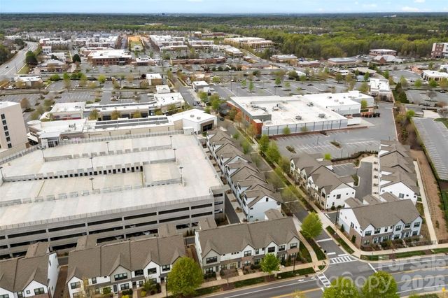 6343 Southgrove Street, Charlotte, NC 28277