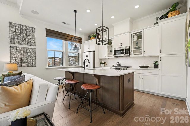 6343 Southgrove Street, Charlotte, NC 28277