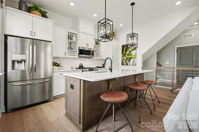 6343 Southgrove Street, Charlotte, NC 28277