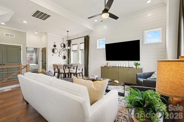 6343 Southgrove Street, Charlotte, NC 28277