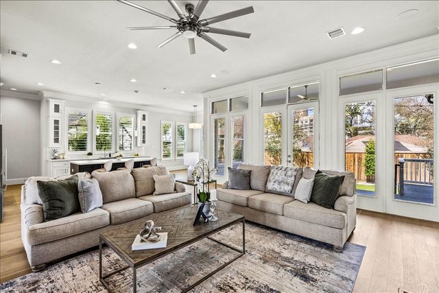 4122 Levonshire Drive, Houston, TX 77025