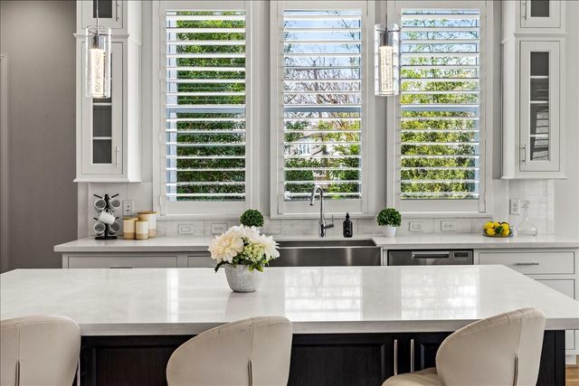 4122 Levonshire Drive, Houston, TX 77025