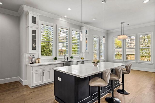 4122 Levonshire Drive, Houston, TX 77025