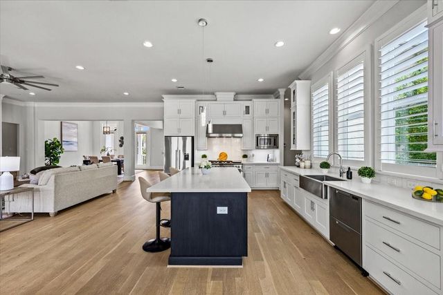 4122 Levonshire Drive, Houston, TX 77025