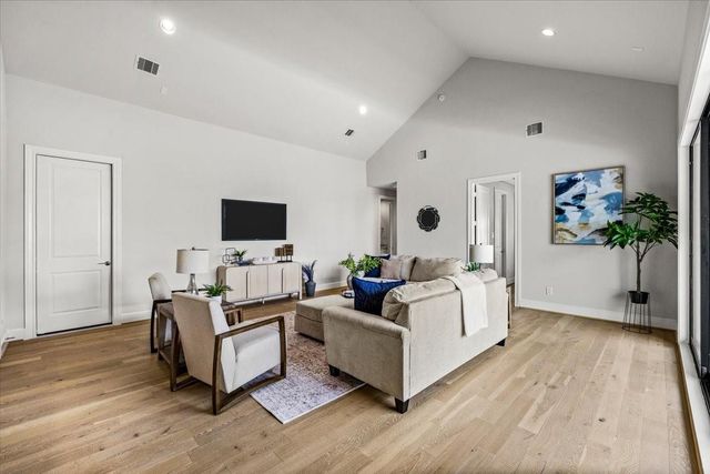 4122 Levonshire Drive, Houston, TX 77025