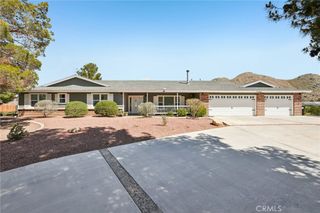 16055 Saint Timothy Road, Apple Valley, CA 92307